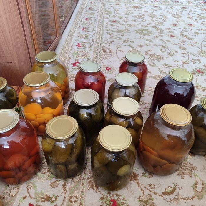 Компот , огурцы дешево