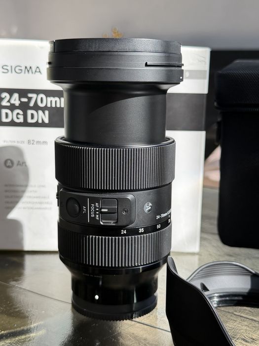 Sigma 24-70mm f/2.8 DG DN Art Sony FE – Перфектно състояние