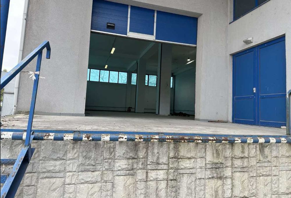 Дава се под наем Склад в Варна, Победа - 1550 кв.м за 5425 € - Снимка #8