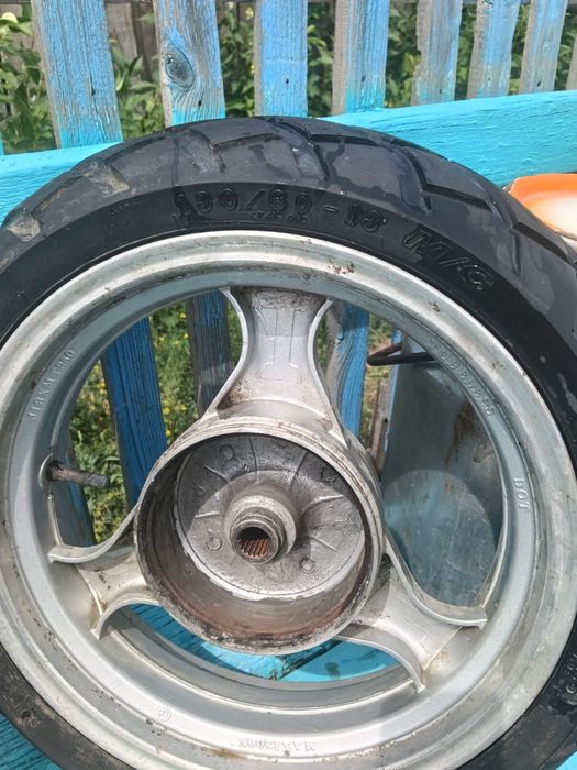 Продам колеса на скутер