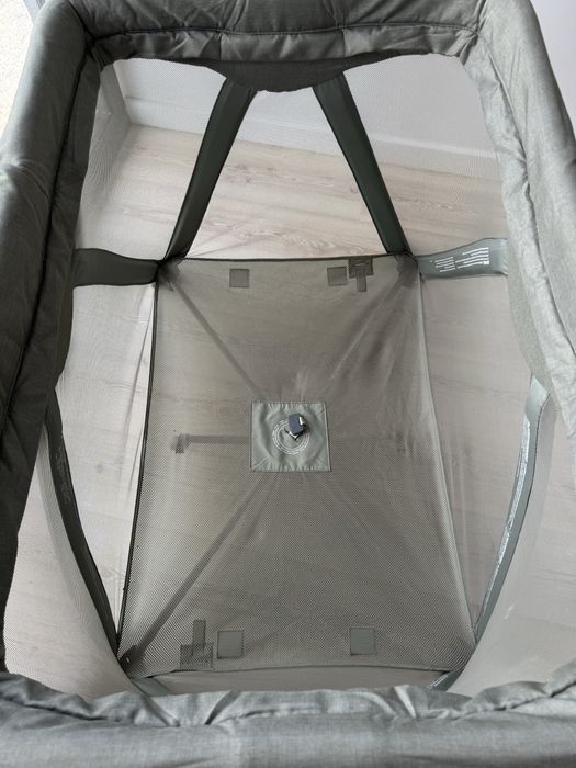Pătuț pliant Nuna Sena Aire Frost +masa schimbat