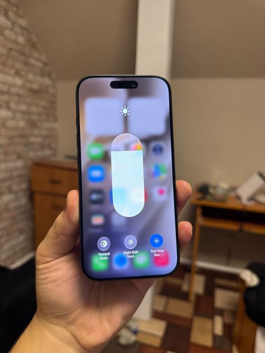 Iphone 17 аккамулоятор 100%