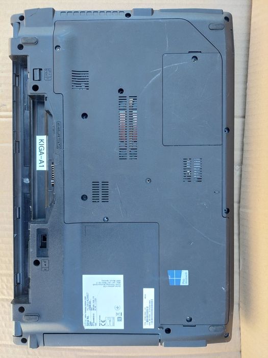Dezmembrez Laptop Fujitsu Siemens A544