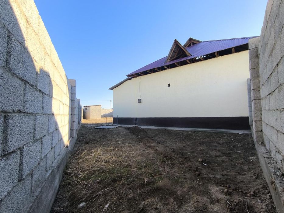 Шубарсуда жана уй сатылады