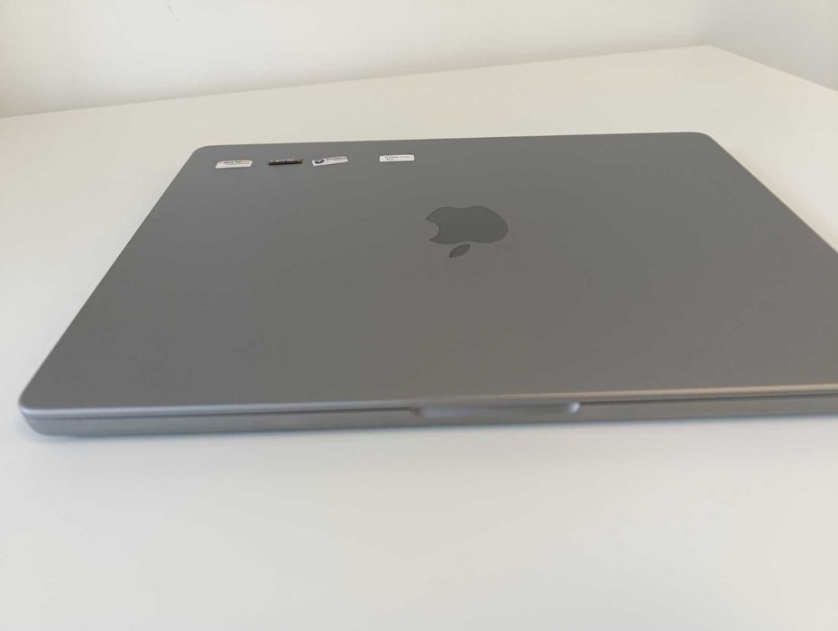 Apple MacBook Pro 14" M1 Pro 16GB RAM 2021