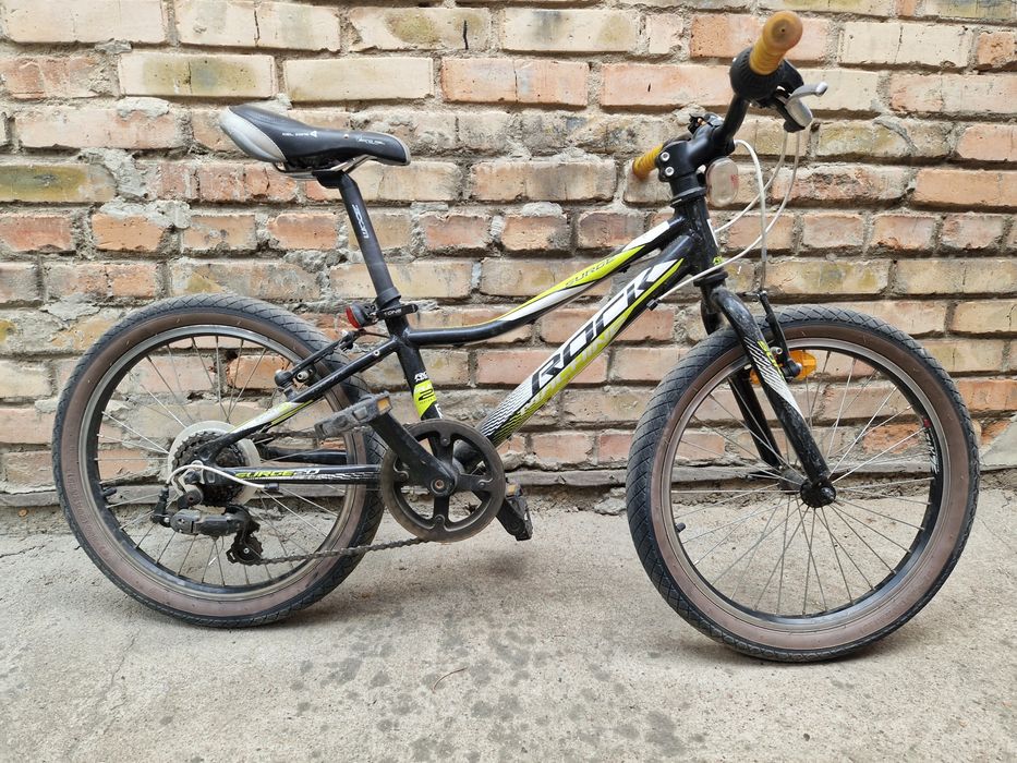 Велосипед. Колеса 20 дюймов