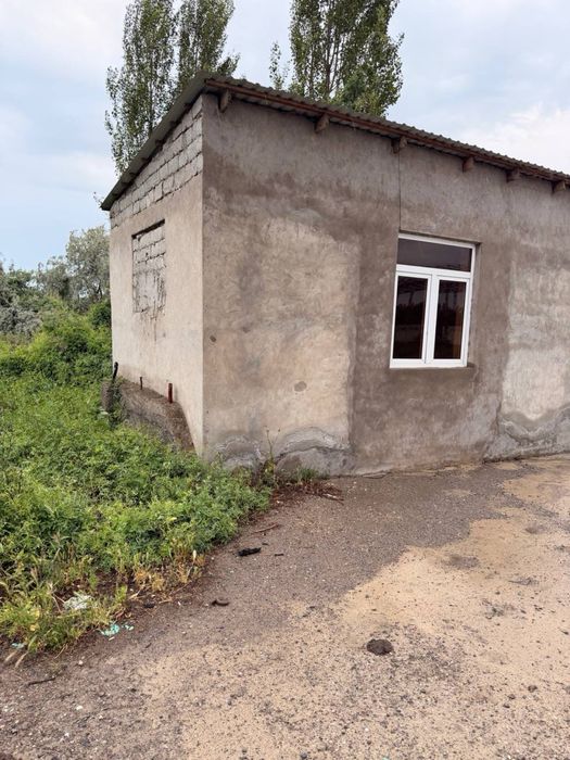 Ширин шахри нежилой земьля
