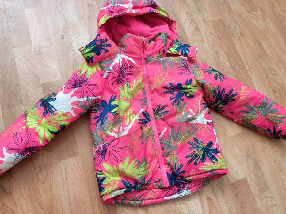 Осенняя курточка для девочки