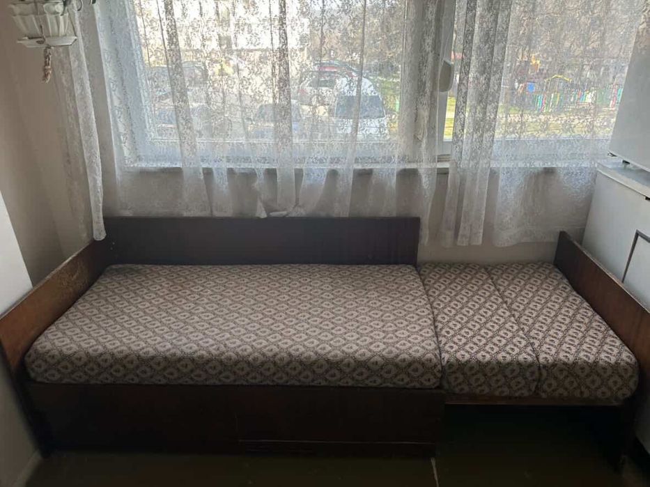 Стари мебели в добро състояние