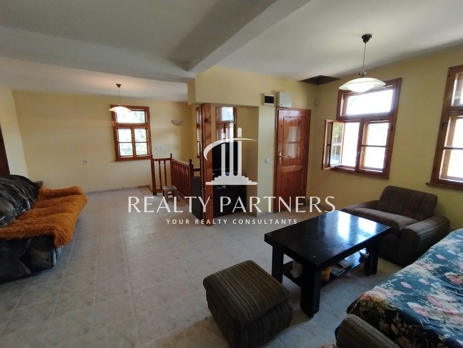 Продава се Къща в Брезник - 190 кв.м за 632 €/кв.м - Снимка #1