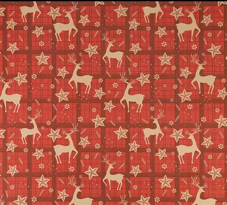 Новогодняя лента и упаковка