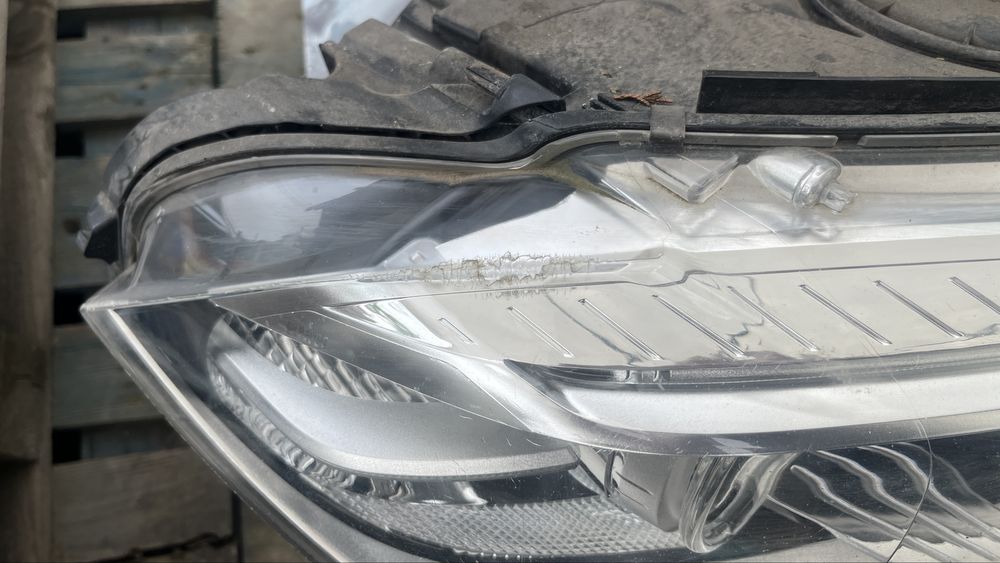 Far faruri stanga dreapta  bi-xenon adapriv de Anglia BMW X5 F15 complecte piese dezmembrari