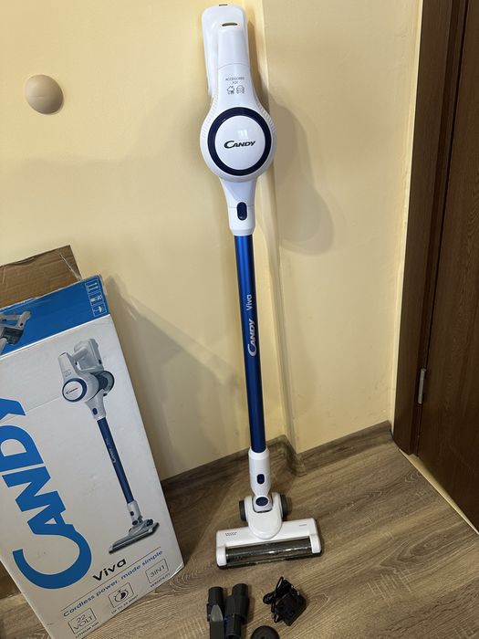 Вертикална  прахосмукачка Candy Viva CVIVA02E