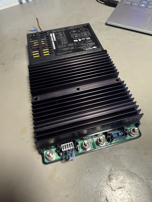 Sursa Vicor dubla 5V 40A