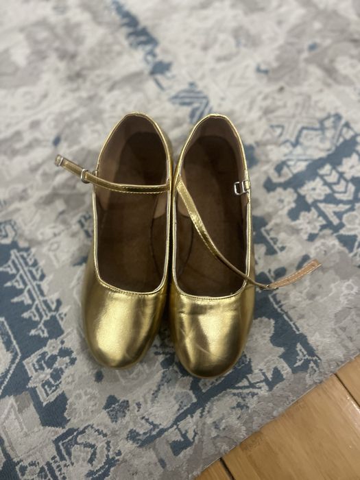 Продам туфли для танцы