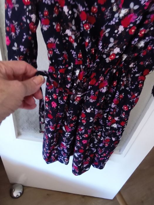 Rochita eleganta de dama, L