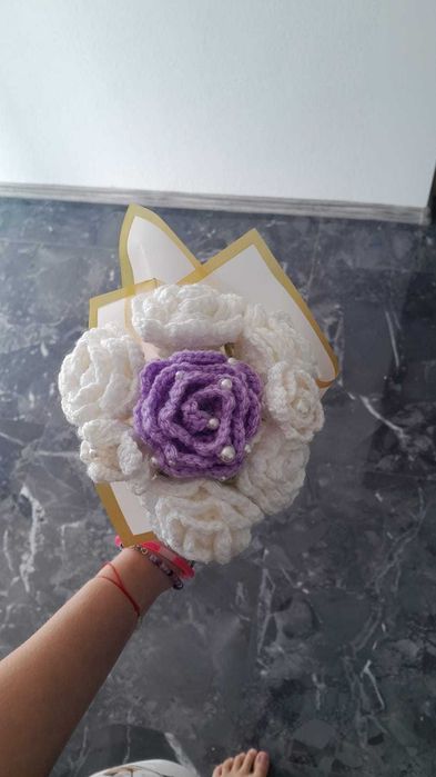 Buchetel Crosetat Manual