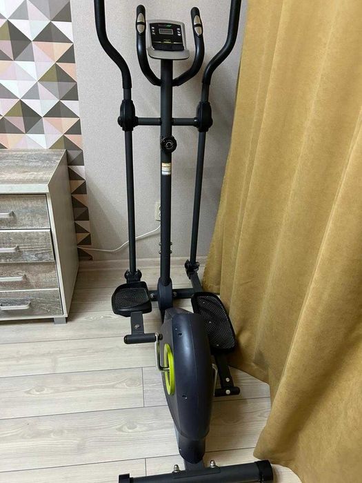 Эллиптический тренажёр