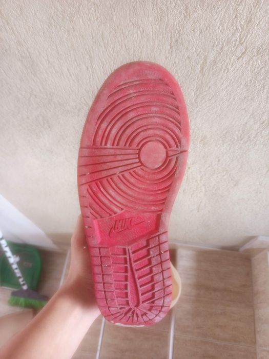 Jordan 1 alternate bred