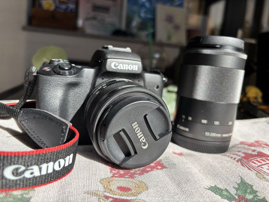 KIT  Complet Canon EOS M50 Mark II + 15–45mm + 55–200mm