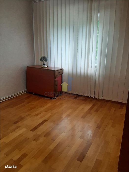 2 camere confort 1 decomandat Radu Negru, etaj 2, cu imbunatatiri — fotografia 1