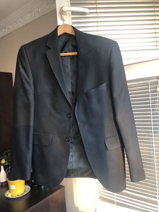 Мъжко сако шито в България