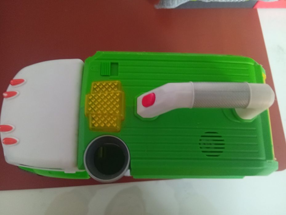 Супер забавен Боклуджарски камион