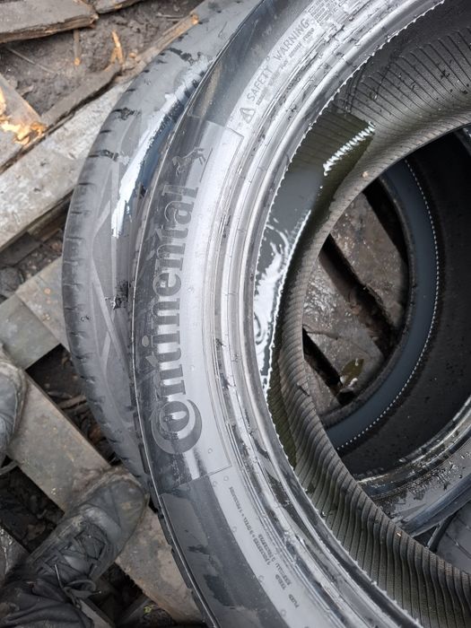 Vand 2 anvelope 285 40 20 continental bune de vara dot 2022