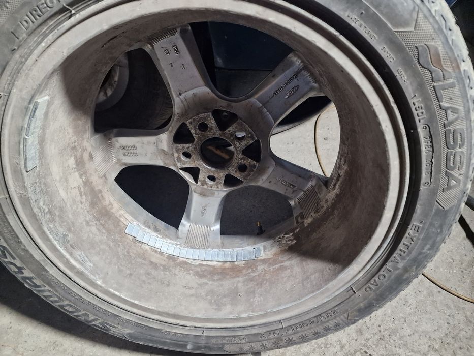 Cauciucuri + roți 5x100 235/45/R17 97V