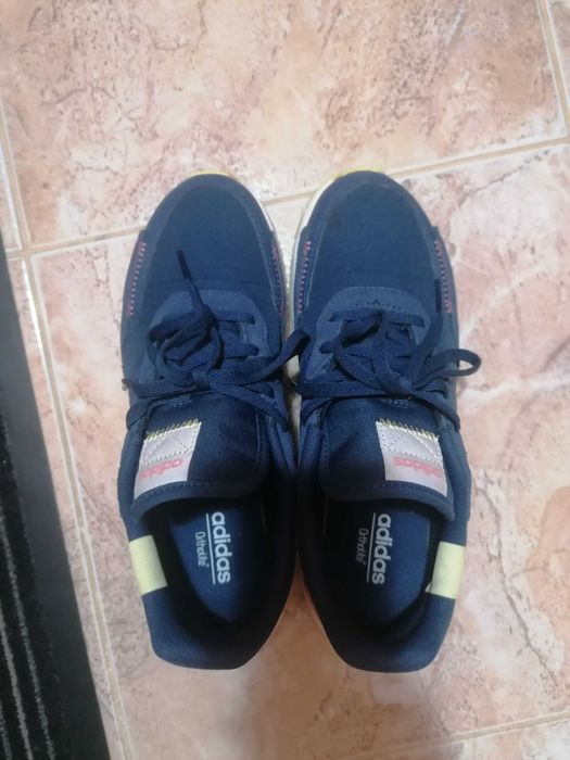 Оригинални дамски маратонки Adidas