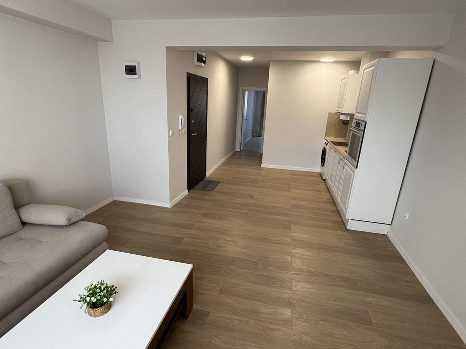 Продава се Двустаен апартамент в Бургас, Зорница - 62 кв.м за 2291 €/кв.м - Снимка #2