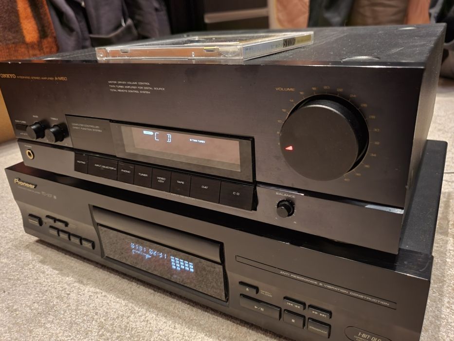 Стерео усилвател Onkyo a-m50