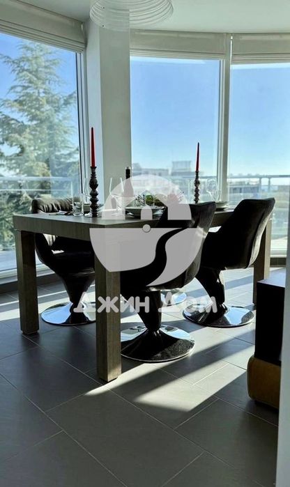 Продава се Четиристаен апартамент в Бургас, Сарафово - 237 кв.м за 531 €/кв.м - Снимка #3