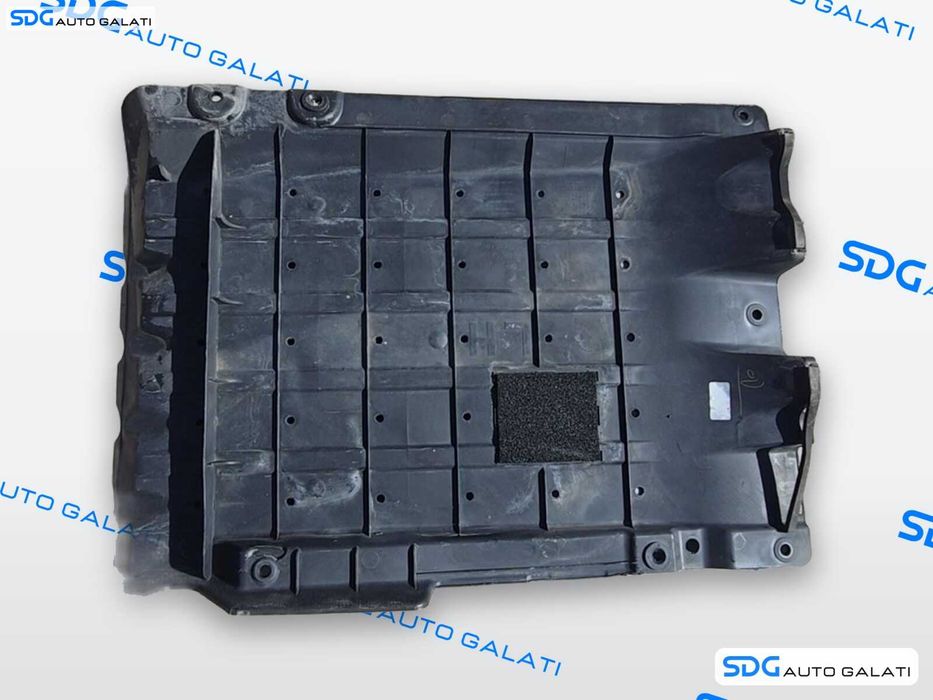 Scut Semiscut Protectie Plastic Podea Caroserie Stanga Spate Kia Sportage 4 2015 - 2021 Cod 84138-D7000, 84137-D7000 [LN1337]