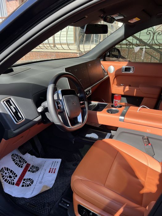 Li9 Ultra 2025 srochno 58000$ 23.000km