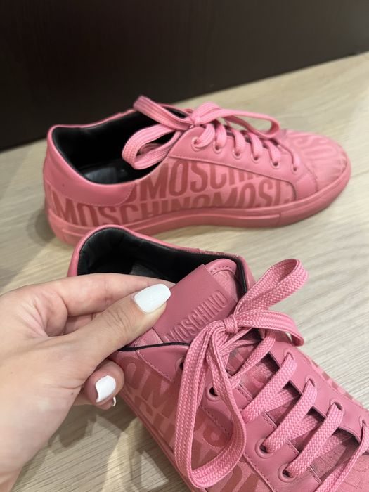 Moschino розови сникърси