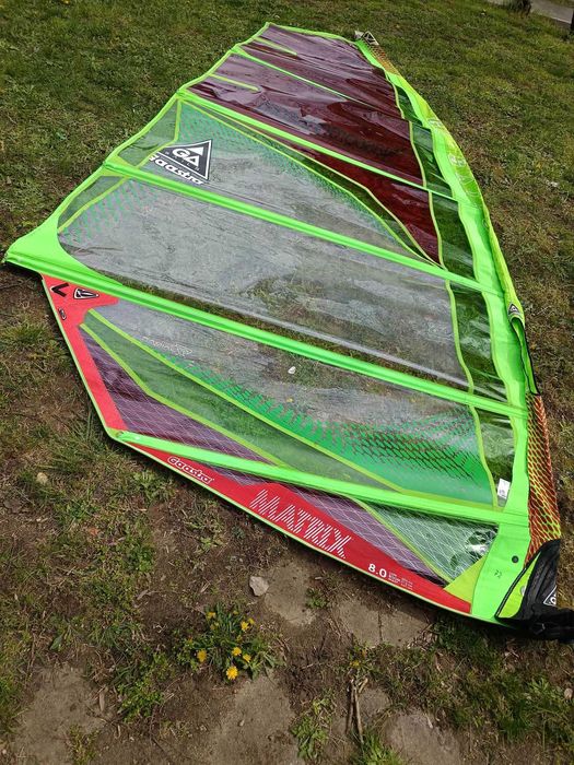 Продавам уиндсърфове и уиндсърф оборудване