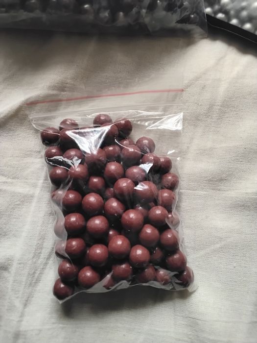 Bile de lut/argila biodegradabile pentru prastie la 30 lei/100 bile