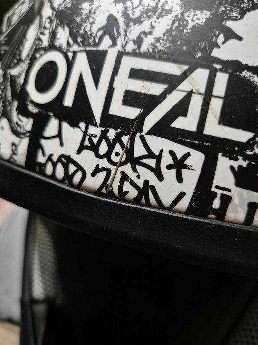 Мотокрос каска ONEAL