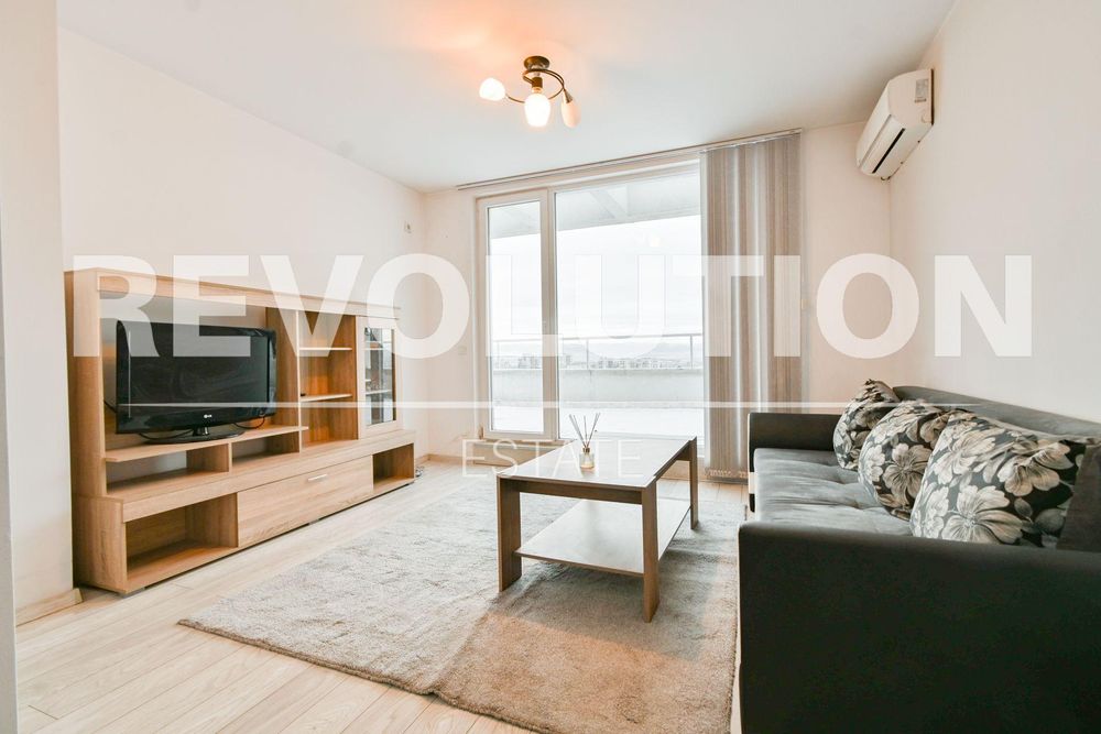 Двустаен апартамент с паркомясто в ж.к. Люлин 2.