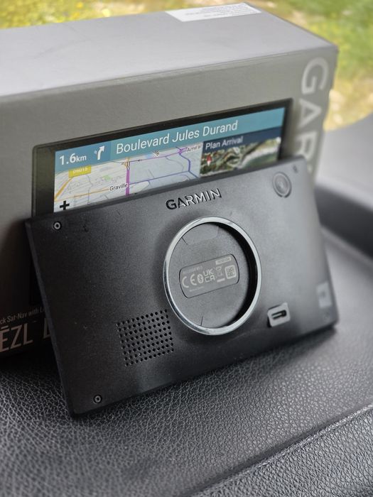 Навигация за камион Garmin DEZL LGV610