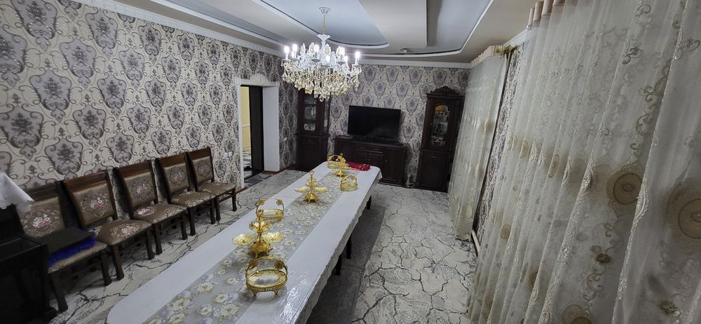 2 этажлы 8 ханалы жер жай сатылады