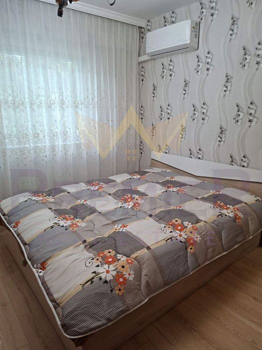 Дава се под наем Двустаен апартамент в Варна, Цветен квартал - 79 кв.м за 600 € - Снимка #9