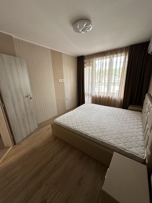 Дава се под наем Тристаен апартамент в София, Лозенец - 165 кв.м за 1500 € - Снимка #5