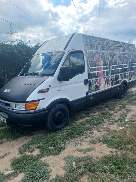 Vând iveco daily