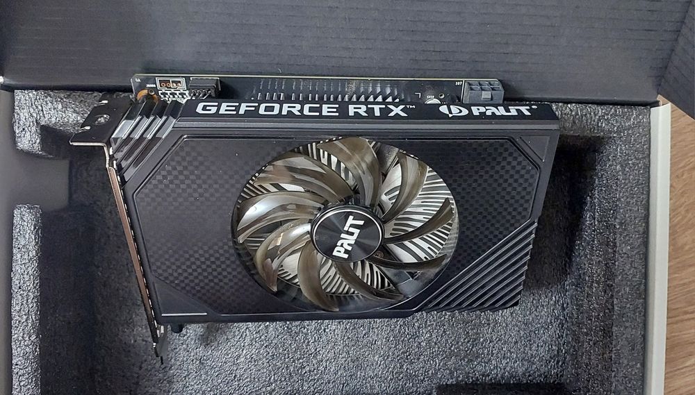 Видеокарта RTX 3050 8гб