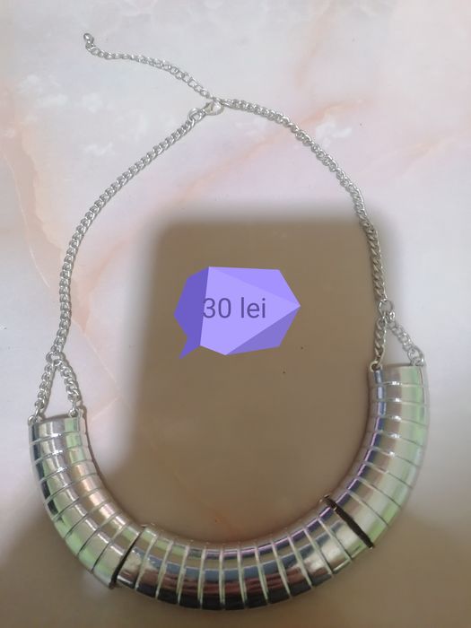 Bijuterii pentru damă.