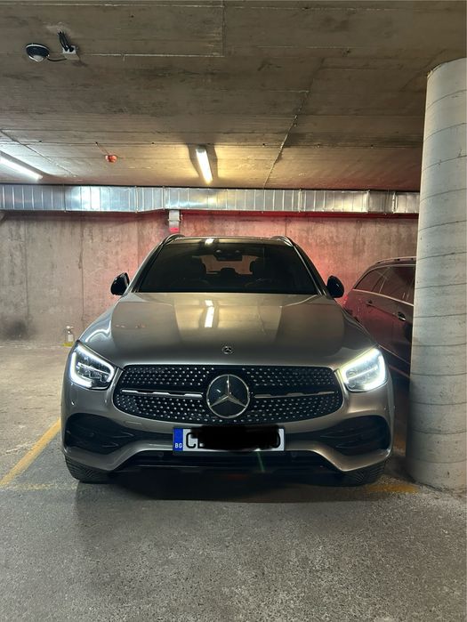 MERCEDES- BENZ GLC 300 4matic AMG Night Panorama