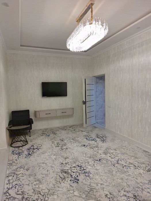 Sergilida Yangi choshtepa Dom sotiladi 80kv 3xona tayor mebel texnikal