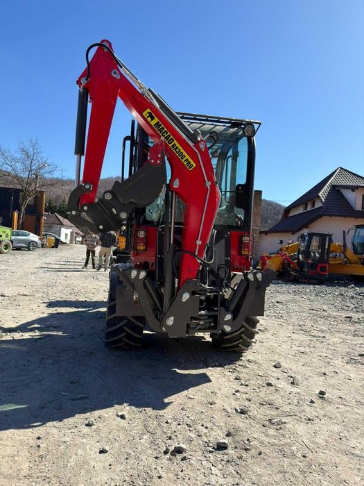 Buldoexcavator Macao BX300 PRO